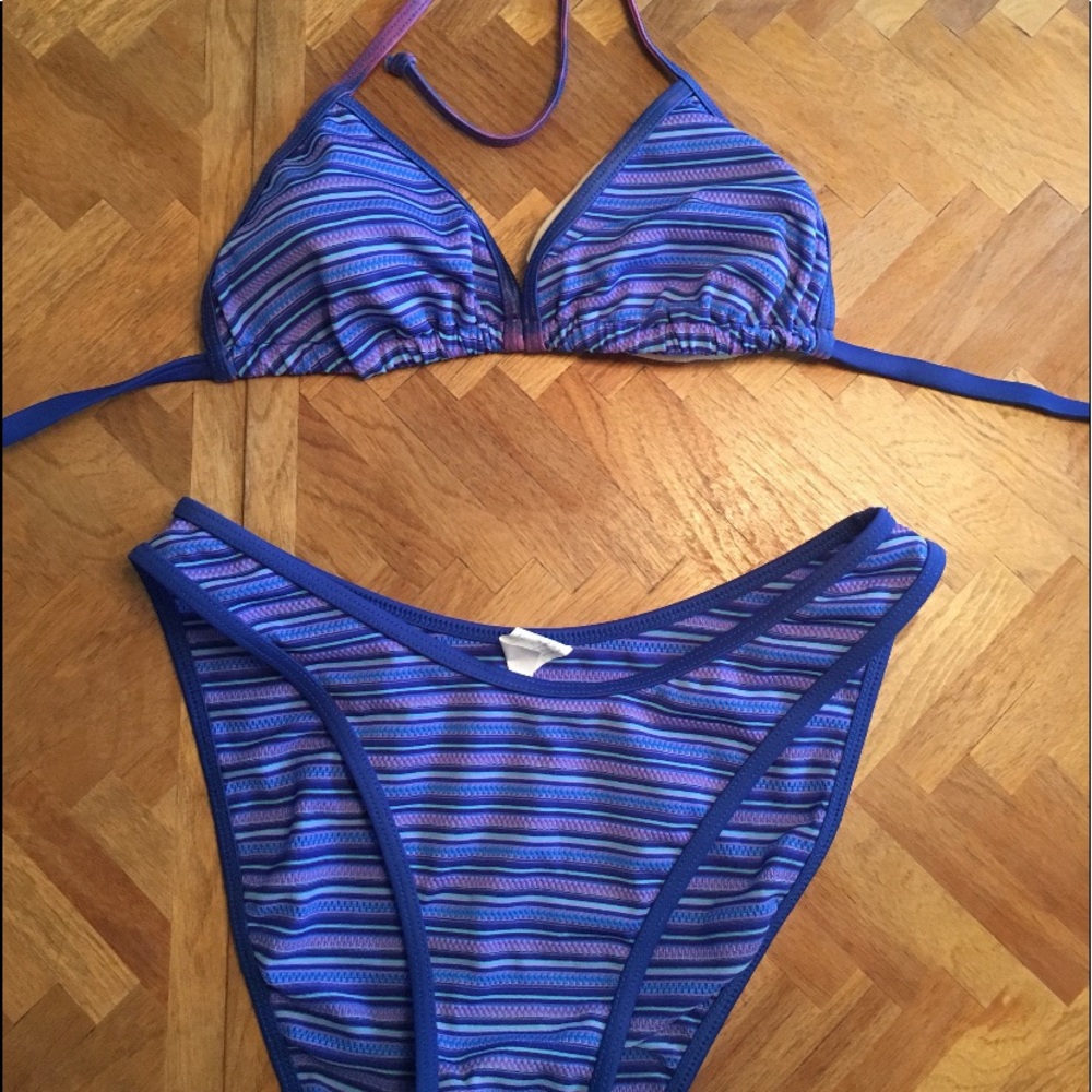 Vintage 90s bikini high cut